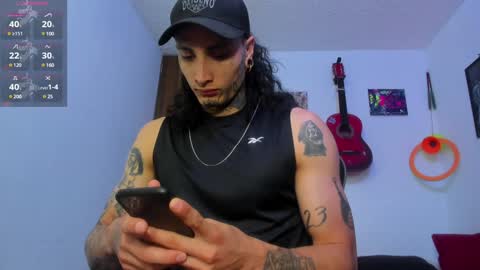 leopmonk help me reach 100 thumbs up online show from January 25, 2025, 12:26 pm