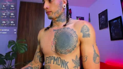 leopmonk help me reach 100 thumbs up online show from March 7, 2025, 3:18 pm