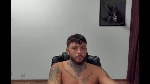 Snapshot of s1nmaster chatting on September 28, 2025, 6:35 pm s1nmaster online show from September 28, 2025, 6:35 pm