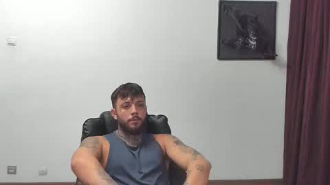 Snapshot of s1nmaster chatting on October 2, 2025, 6:59 pm s1nmaster online show from October 2, 2025, 6:59 pm