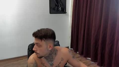 Snapshot of s1nmaster chatting on October 21, 2025, 5:52 am s1nmaster online show from October 21, 2025, 5:52 am