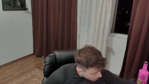 Snapshot of s1nmaster chatting on October 24, 2025, 6:48 pm s1nmaster online show from October 24, 2025, 6:48 pm