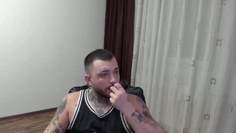 Snapshot of s1nmaster chatting on February 1, 2026, 9:02 pm s1nmaster online show from February 1, 2026, 9:02 pm