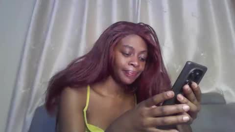 Snapshot of s_weetally chatting on April 7, 2026, 11:48 pm Ally online show from April 7, 2026, 11:48 pm