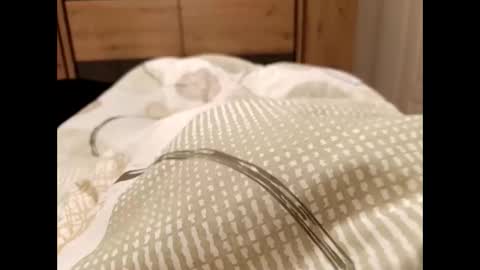 s_xp__ online show from December 17, 2025, 5:46 am