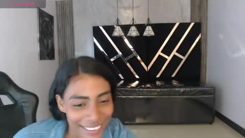 saara_ch1 online show from April 16, 2026, 7:58 pm