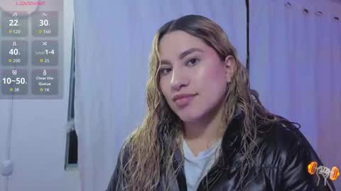 saaya_tay online show from March 19, 2026, 3:10 am