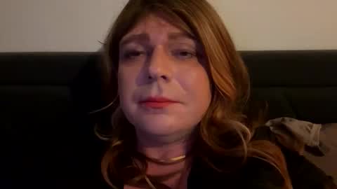 sabela30 online show from December 3, 2025, 1:24 am