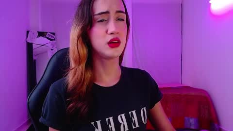 Snapshot of sabriina_fox999 chatting on October 14, 2025, 12:11 am sabrina fox online show from October 14, 2025, 12:11 am