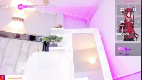 Snapshot of sabrina_keller19 chatting on October 4, 2025, 11:58 pm Hasley online show from October 4, 2025, 11:58 pm