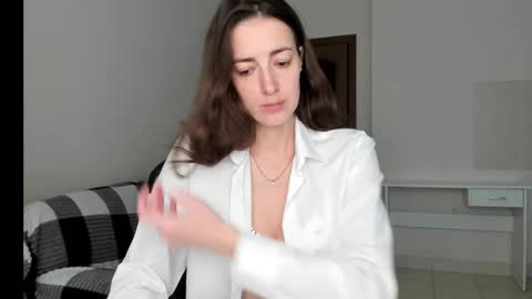 Snapshot of sabrina_mur chatting on October 23, 2025, 8:24 am sabrina_mur online show from October 23, 2025, 8:24 am