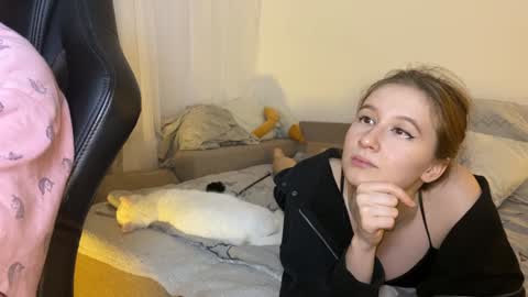 Snapshot of sabrinaanddaniel chatting on January 27, 2025, 2:10 am SabrinaDaniel online show from January 27, 2025, 2:10 am