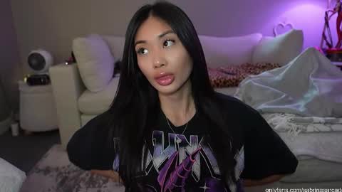 Snapshot of sabrinasarcade chatting on October 25, 2025, 5:19 pm Sabrina online show from October 25, 2025, 5:19 pm