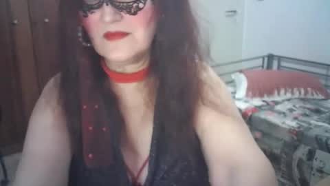 SabrinaXlovess online show from December 3, 2025, 5:00 pm
