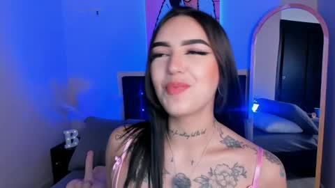 sabrinna online show from April 1, 2026, 1:41 pm