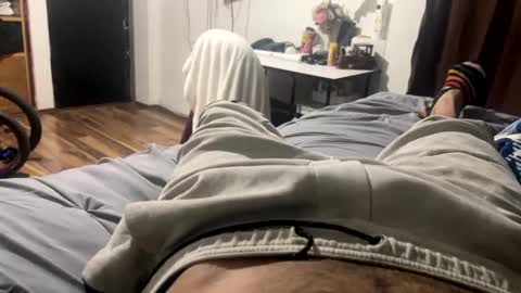 sabrosouuu online show from April 28, 2026, 7:57 am