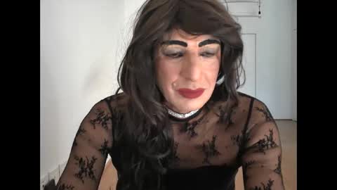 Sabrina online show from October 3, 2025, 8:44 am