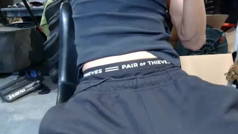 Snapshot of sacalaschichiss chatting on December 11, 2024, 7:42 am Dee online show from December 11, 2024, 7:42 am