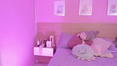 Snapshot of sachi_meow chatting on February 21, 2025, 9:43 pm Ig online show from February 21, 2025, 9:43 pm