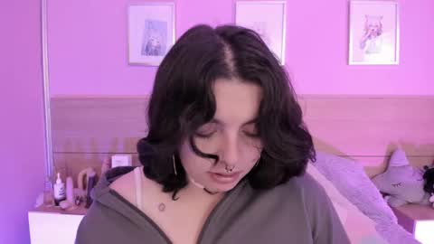 Snapshot of sachi_meow chatting on February 26, 2025, 12:36 pm Ig online show from February 26, 2025, 12:36 pm