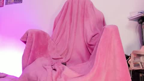 Snapshot of sachi_meow chatting on September 28, 2025, 11:43 pm Ig online show from September 28, 2025, 11:43 pm