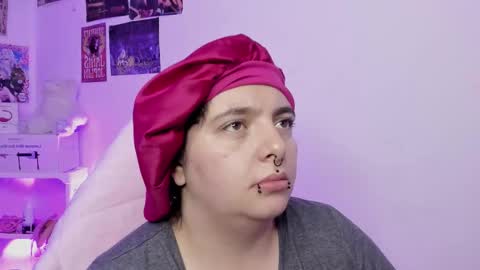 Snapshot of sachi_meow chatting on November 6, 2025, 11:44 am Ig online show from November 6, 2025, 11:44 am