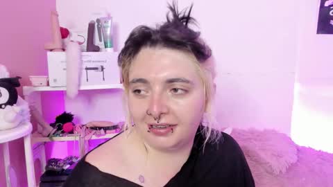 Ig  online show from February 21, 2026, 10:00 pm