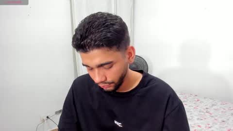 Snapshot of sack_rojas chatting on March 3, 2025, 5:42 am Sack online show from March 3, 2025, 5:42 am