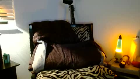 Snapshot of sadiessecretcloset chatting on November 14, 2025, 2:10 am Sadiessecret online show from November 14, 2025, 2:10 am