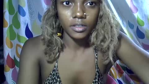 Snapshot of safira19 chatting on September 13, 2025, 4:12 am safira19 online show from September 13, 2025, 4:12 am