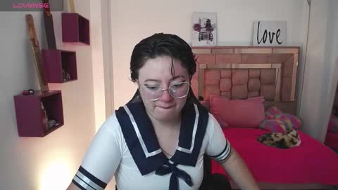 Snapshot of safyka chatting on November 28, 2025, 12:35 am SAFYKA online show from November 28, 2025, 12:35 am