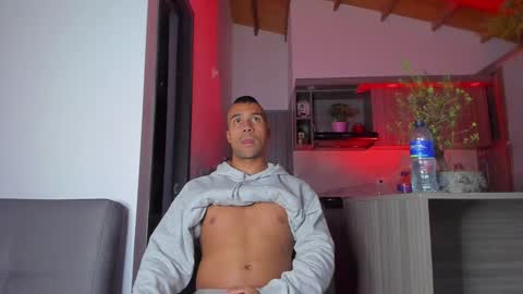 Snapshot of sag_1998 chatting on December 10, 2024, 6:11 am Sag online show from December 10, 2024, 6:11 am