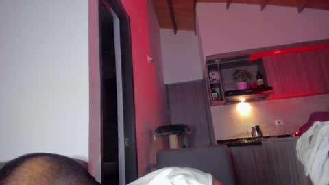 Snapshot of sag_1998 chatting on December 20, 2024, 7:44 am Sag online show from December 20, 2024, 7:44 am