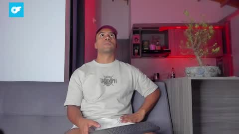 Snapshot of sag_1998 chatting on February 9, 2025, 7:38 am Sag online show from February 9, 2025, 7:38 am