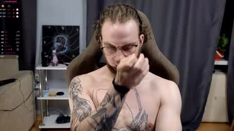 Snapshot of sage6688 chatting on October 21, 2025, 4:57 am Adam online show from October 21, 2025, 4:57 am