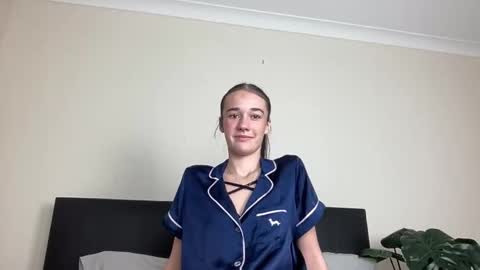 urs xxx content in my bio online show from March 17, 2026, 2:16 am