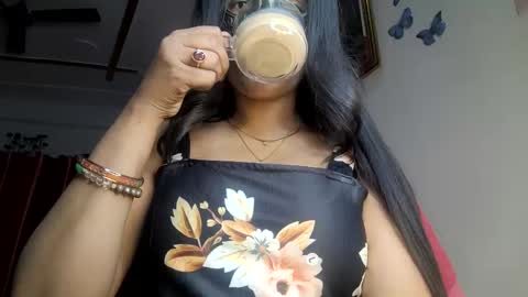 Snapshot of sahani2208 chatting on December 30, 2024, 10:10 am Queen Archana online show from December 30, 2024, 10:10 am