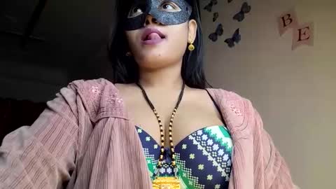 Snapshot of sahani2208 chatting on February 10, 2025, 9:04 am Queen Archana online show from February 10, 2025, 9:04 am