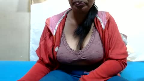 sahobelle online show from June 29, 2026, 1:11 pm
