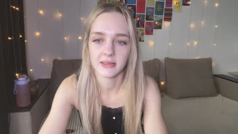 Snapshot of sailormoon666_ chatting on February 1, 2025, 9:11 am Sofia online show from February 1, 2025, 9:11 am