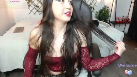 Luna  online show from June 29, 2026, 11:05 pm