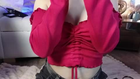 Sakura Moss online show from April 17, 2026, 2:58 am