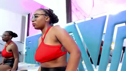 Snapshot of salem_rosee chatting on February 18, 2026, 11:17 am salem_rosee online show from February 18, 2026, 11:17 am