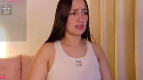 Snapshot of sally_azmani_ chatting on June 2, 2026, 12:40 pm Silvia online show from June 2, 2026, 12:40 pm