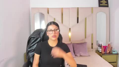 Snapshot of salmaportman_ chatting on January 17, 2026, 3:50 pm salmaportman_ online show from January 17, 2026, 3:50 pm