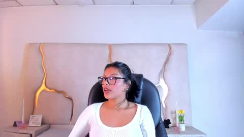 Snapshot of salmaportman_ chatting on July 15, 2026, 3:12 am salmaportman_ online show from July 15, 2026, 3:12 am