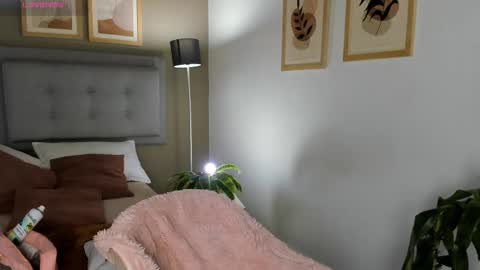 Salo     online show from March 18, 2026, 1:47 pm