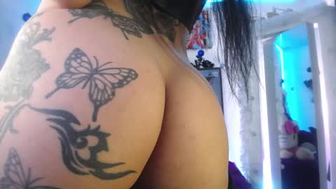 Snapshot of salo_hot01 chatting on December 17, 2024, 10:32 pm SALO HOT online show from December 17, 2024, 10:32 pm