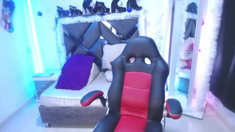 Snapshot of salo_hot01 chatting on December 23, 2024, 11:06 pm SALO HOT online show from December 23, 2024, 11:06 pm