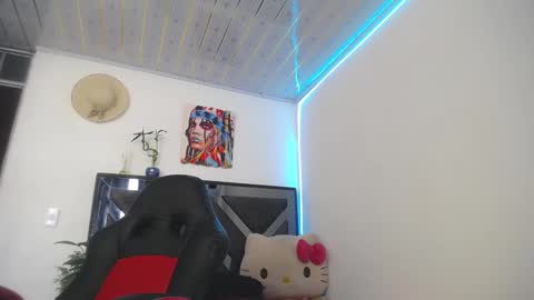 Snapshot of salo_hot01 chatting on February 12, 2025, 6:19 pm SALO HOT online show from February 12, 2025, 6:19 pm